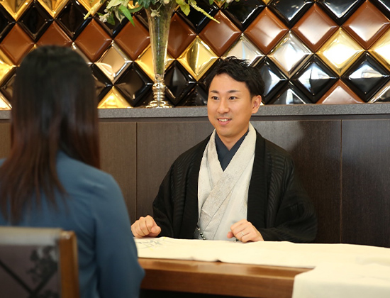 呉服屋ならではの目利きで最適な判断　他店のお着物の持ち込みも可能