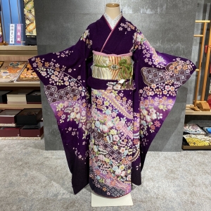 辻が花 振袖 | 【創業130年 振袖・呉服専門店の川平屋 名古屋栄店】